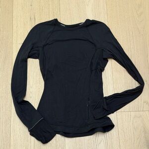 lululemon athletica Black Long-Sleeve Crew Top